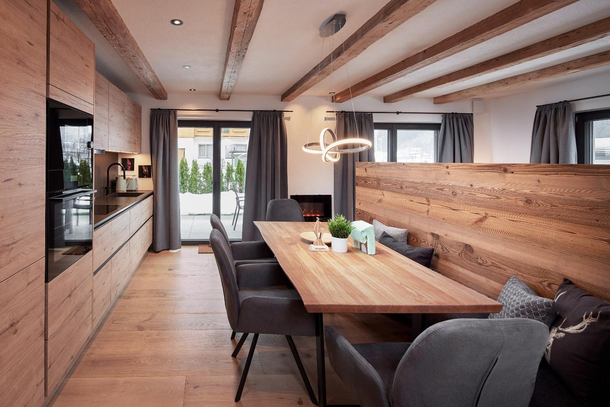 Alpin Residenzen Eichenheim Aurach Bei Kitzbuehel By Alpina-Holiday Exterior photo