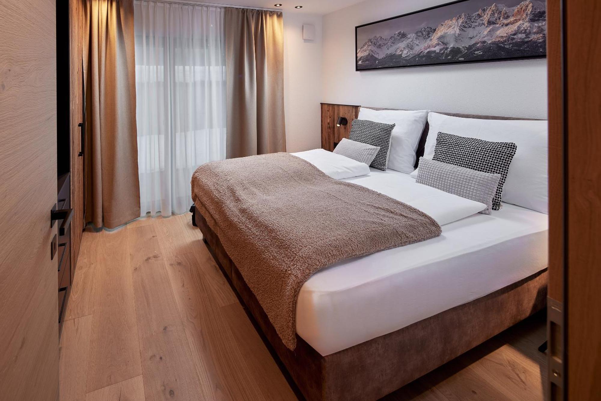 Alpin Residenzen Eichenheim Aurach Bei Kitzbuehel By Alpina-Holiday Exterior photo